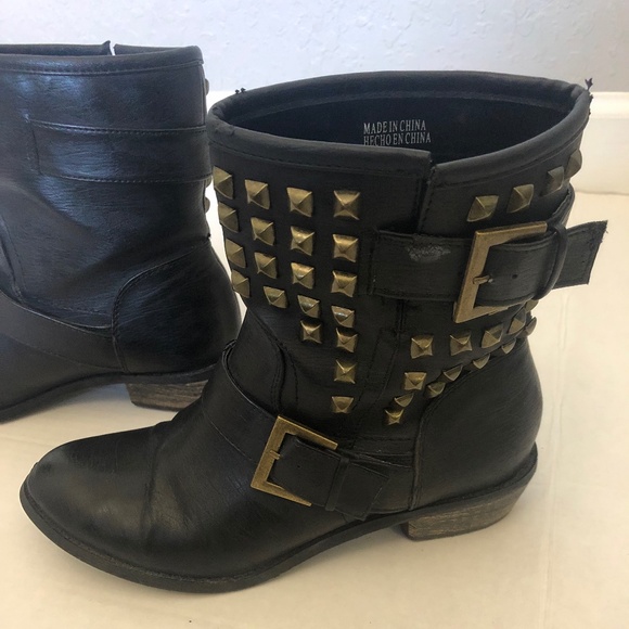 Forever 21 Shoes - Forever 21 Studded Black Boots